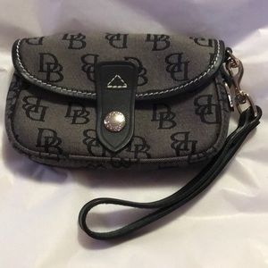 Authentic Dooney & Bourke Wristlet, EUC
